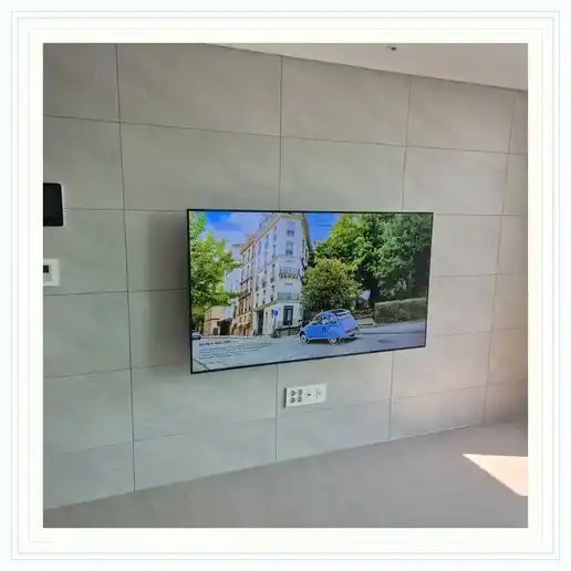 초롱꽃마을10단지 벽걸이TV 설치 관련 거실 참고 이미지 1